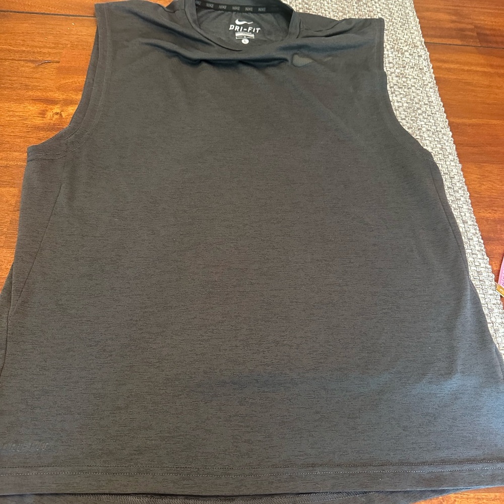 Nike Dri-Fit Men's Dark Gray Tank - Size Large